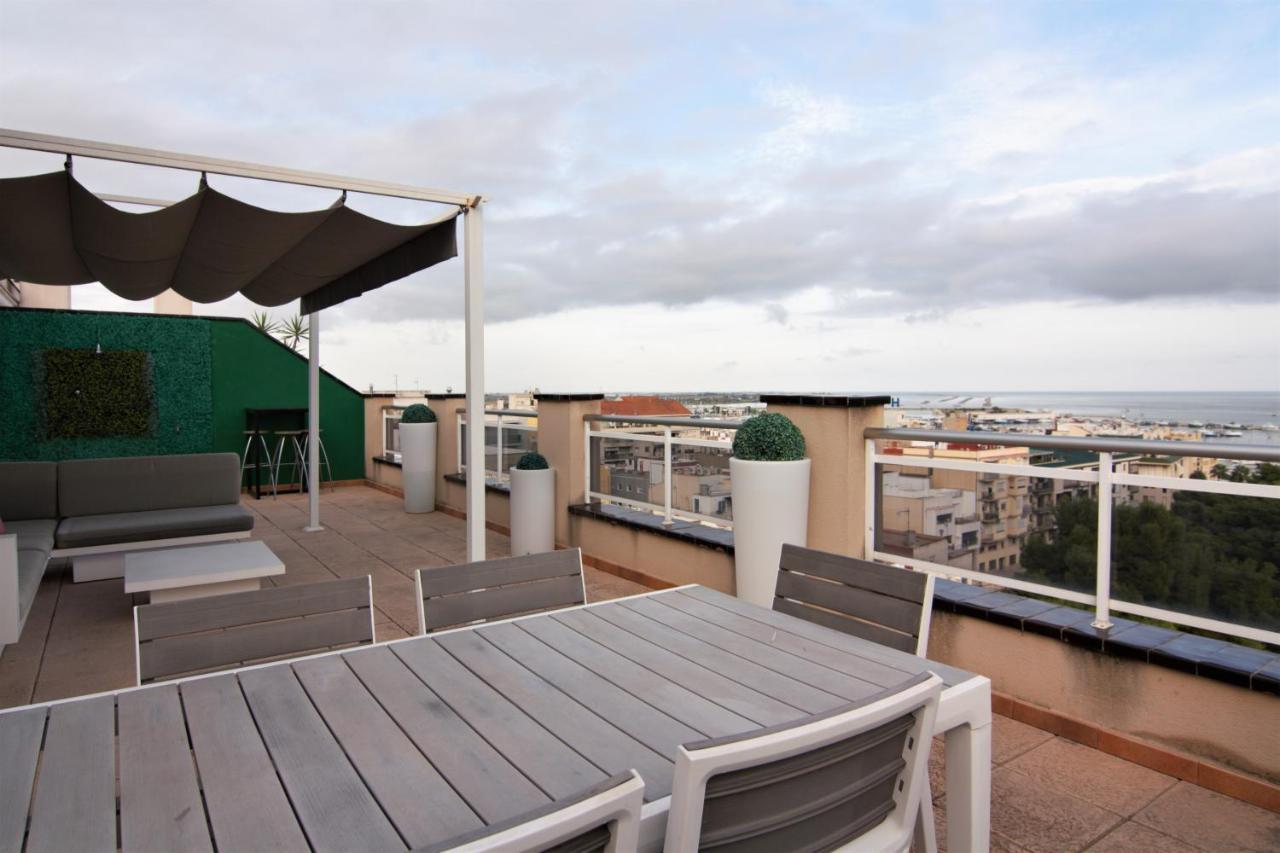 Atico De Lujo Con Vistas Al Mar Apartment Sant Carles De La Rapita Bagian luar foto